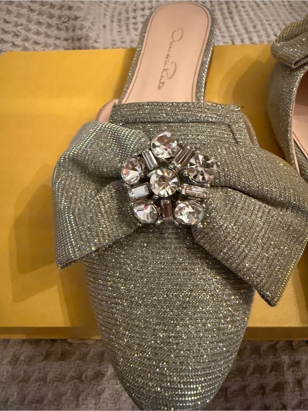 Oscar de la Renta Patrizia Silver Glitter Bow Slip-On Mules with Crystal Brooch - Picture 1 of 3